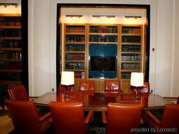 Crystal Quarters Furnished Apartments At The Gramercy Άρλινγκτον Εξωτερικό φωτογραφία